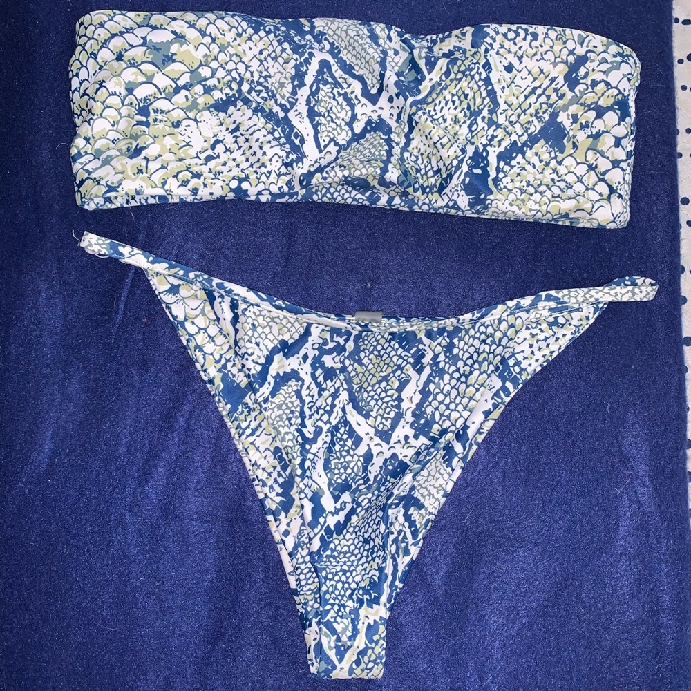 SHEIN thong snakeskin print padded bikini